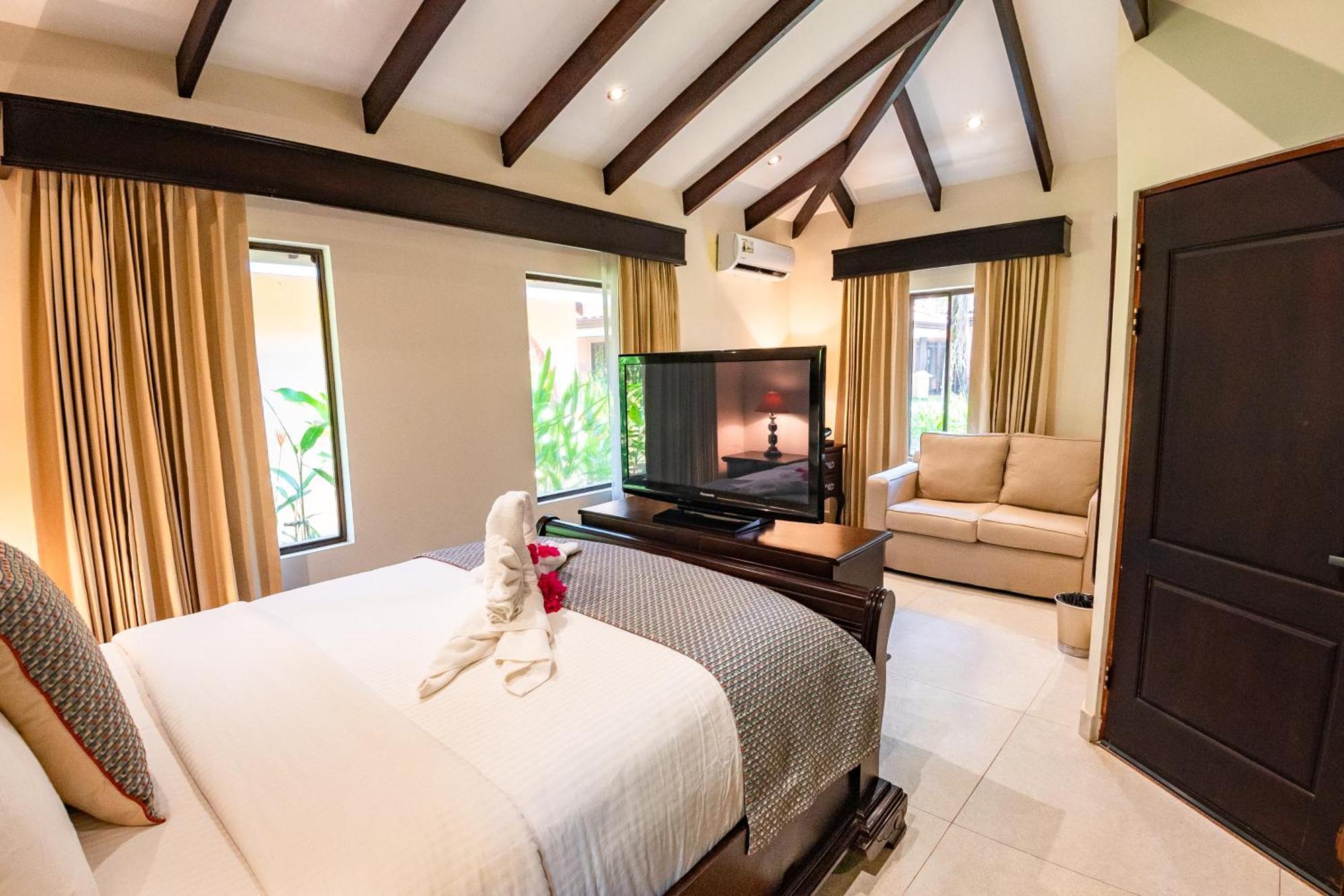 Sunset Del Mar Beach Resort Esterillos Este Ngoại thất bức ảnh